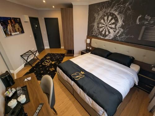 Empress Boutique Hotel Suites 2