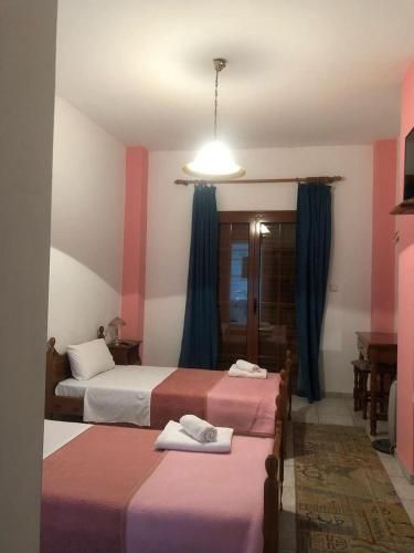 Villa Rea 2 estrellas en Melissópetra