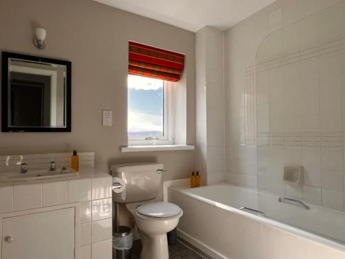 Kilfinan Hotel 2