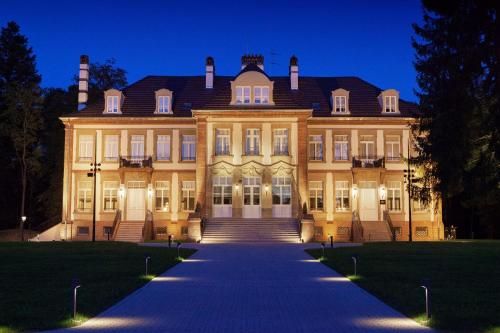 Château Hochberg Hotel & Restaurant by Lalique 4 estrellas en Wingen-sur-Moder