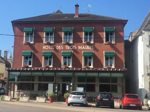 Hôtel-restaurant Les Trois Maures -1 estrelas em Verdun-sur-le-Doubs