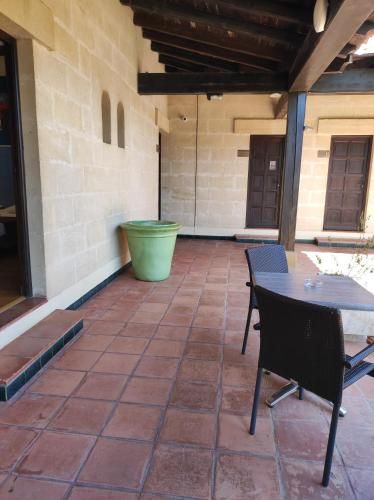 Hôtel et Appart'Hôtel Le Relais Du Val D'Orbieu 3