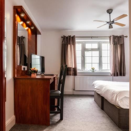 Club Wokingham Hotel 2