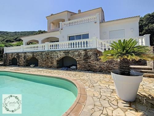 Seaview villa Marlau 2