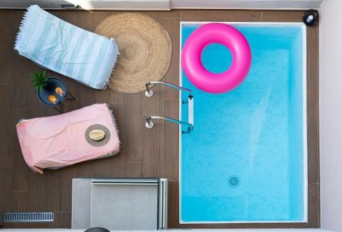 Aelia Seaside Luxury Suites 2