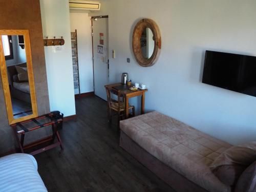 Logis Hôtel - Auberge les Clarines 2