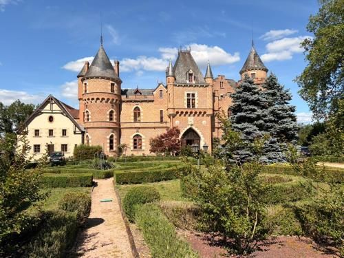 Château de Maulmont 2