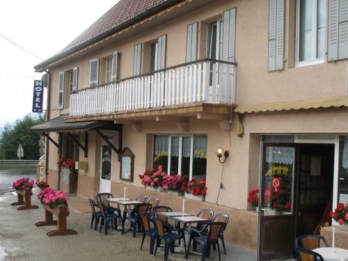 Hôtel Bar Restaurant de la Poste Le 1900 2 estrellas en Jougne