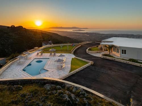 Theodoros Malaxa Retreat - Pool & Amazing View -1 estrellas en Nerokoúros