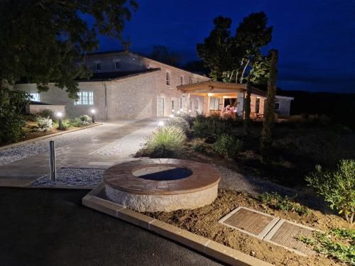 Château Lecusse - La Grande Roche - Hôtel, Spa, Boutique & Restaurant 2