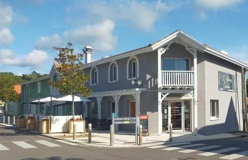Hôtel L'Auberge Canaulaise -1 étoiles à Lacanau-Océan