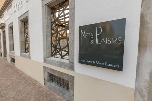 Hôtel Mets et Plaisirs 2