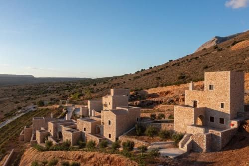 Anemos Suites Mani 1