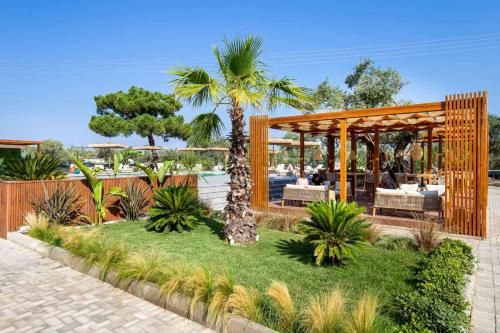 The Mini Resort 3
