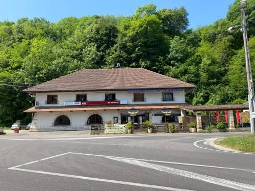 Auberge de la Source -1 estrellas en Chazey-Bons