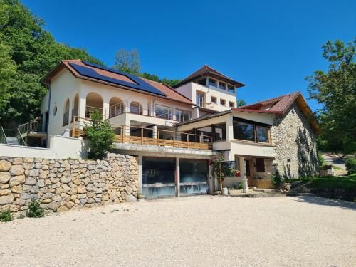 Le Vernay en Savoie - Petit Hôtel Nature -1 estrellas en Saint-Maurice-de-Rotherens