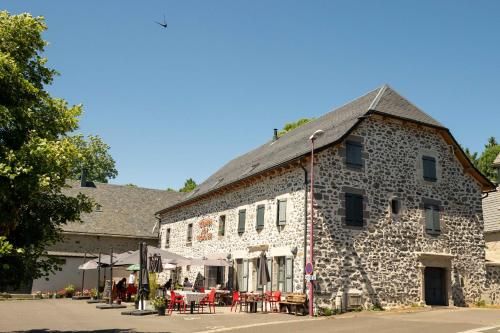 Auberge du Cezallier 3 étoiles à Montgreleix