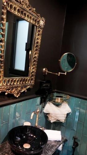 Lord Byron Luxury Suites 2