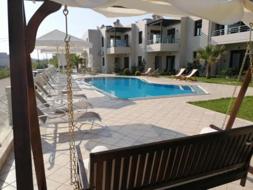 Carisa Suites and Apartments 2
