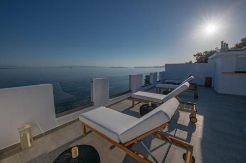 Flisvos Beachfront Apartments 3 estrellas en Loutrákion