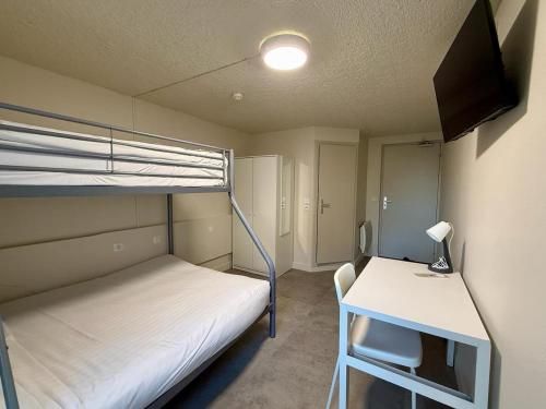 Mot Hotel 2