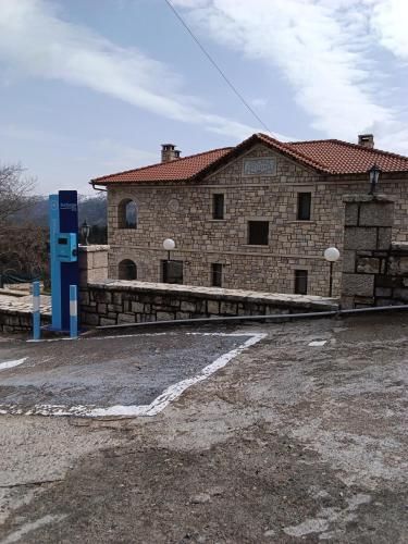 Petra & Elato Art Hotel 3