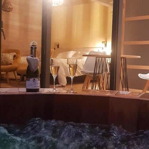 Ecrin d'Auvergne Lodge et SPA privatif 2
