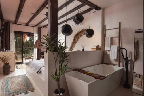 Kynthia Hotel - Adults only 2