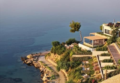 Amethyst Selene Paleros Couple's Hideaway 2