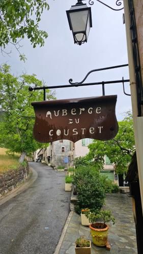 Auberge du Coustet -1 estrellas en Saint-Léger
