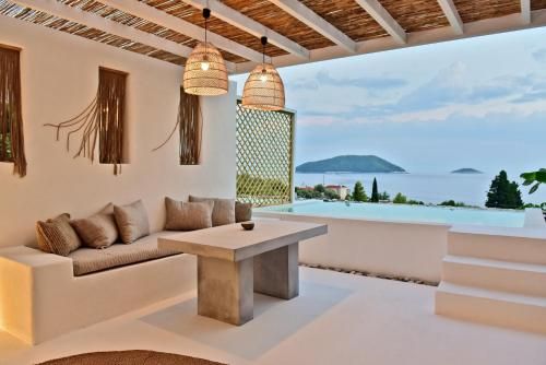 Natura Luxury Villas Skopelos 5 estrellas en Neo Klima