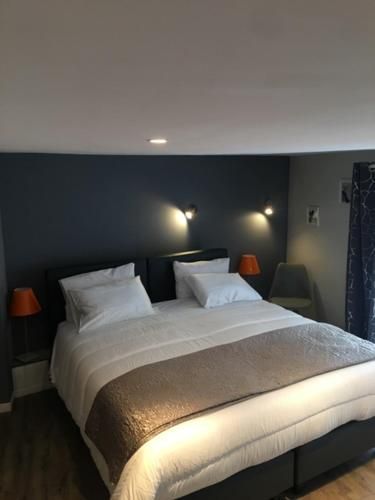 HOTEL HOVI DE LA MAIRIE -1 estrellas en Aubervilliers
