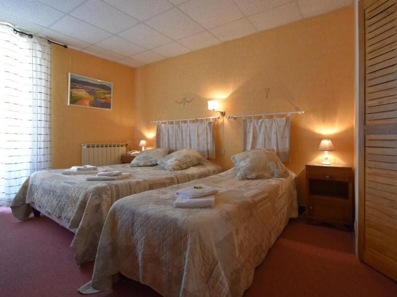 Logis Hotel le Louvre 3