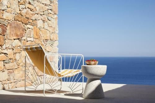 Perma Serifos -1 estrellas en Serifos