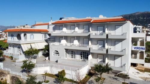 Ξενοδοχείο Βεργίνα 3 stelle a Oikonomiánika