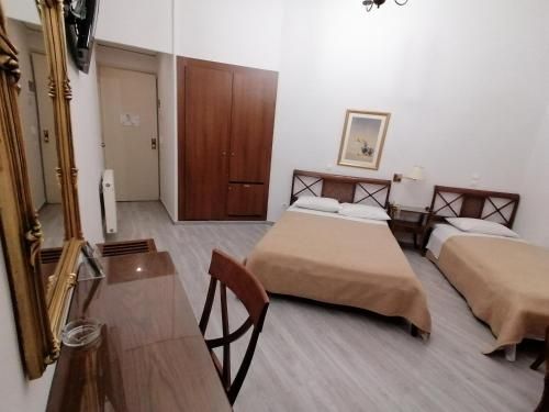 Hotel Galaxias 2