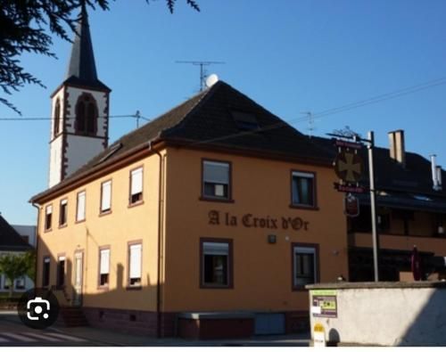 Hôtel à la croix d'or -1 estrellas en Sessenheim