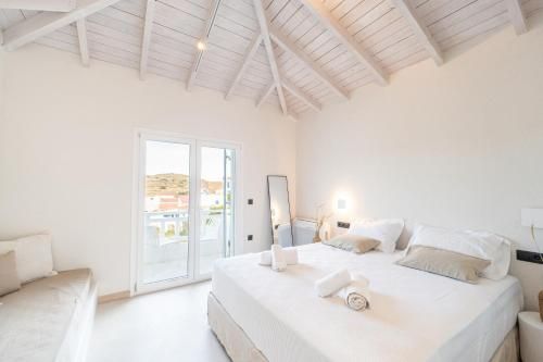 Drio Kythnos Suites 2