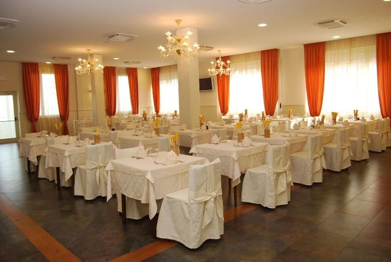 La Chiesaccia Hotel Ristorante 3 estrellas en Crespellano
