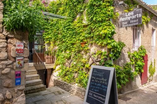 Hôtel Restaurant Les Remparts 2
