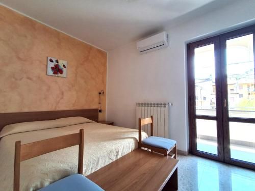Hotel Edelweiss 3 estrellas en Laino Borgo