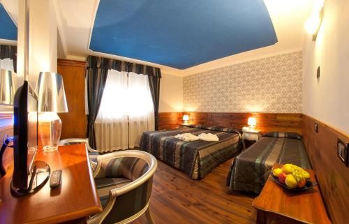 Hotel Cles 2