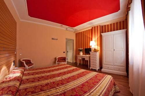 Hotel Cles 3