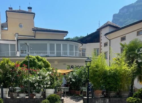 Hotel Zur Post 3 estrellas en Egna