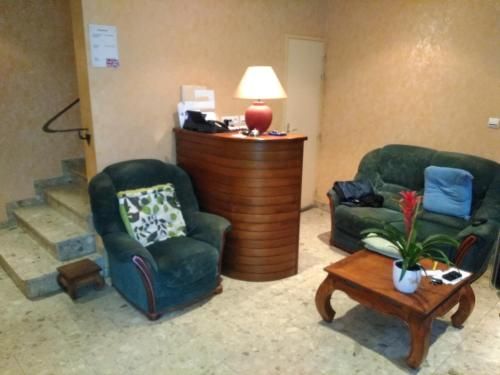 Hotel Lou Cantou 2 estrellas en Chanac