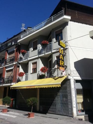 Dufour Hotel 1 estrellas en Châtillon