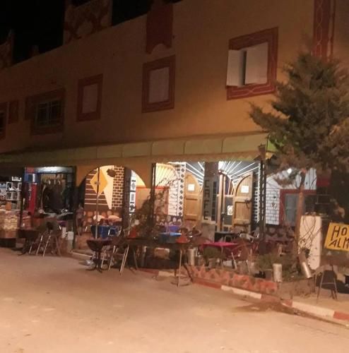 almou auberge Imilichil -1 estrellas en Imilchil