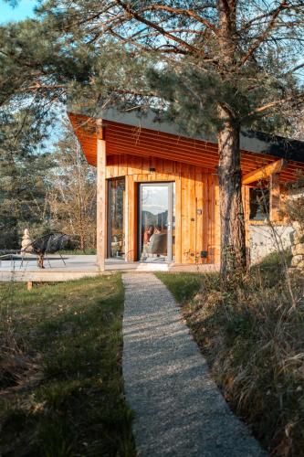 Cocooon Wood, hébergement insolite Savoie -1 estrellas en Saint-Paul-sur-Yenne