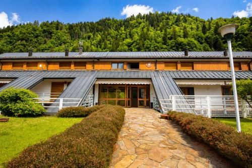 Hotel Alpi In -1 estrellas en Arta Terme
