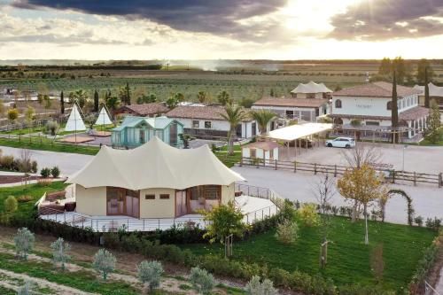 Tresort Oil Glamping 2